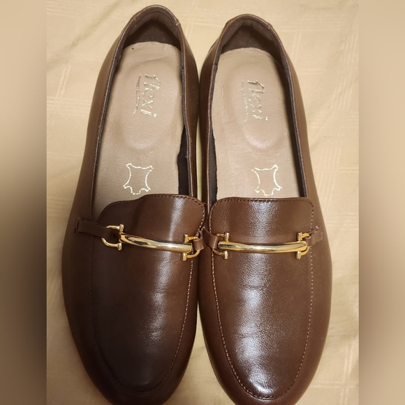 Flexi size 7 wm shoes - Picture 3 of 5